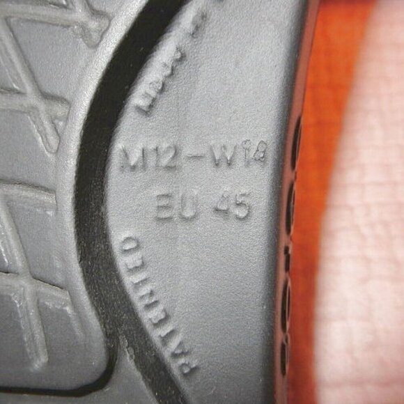 OOFOS OOahh SPORT Recovery Size 12 SANDALS Comfort FOAM Arch SLIP ON Beach SLIDE - Picture 9 of 9